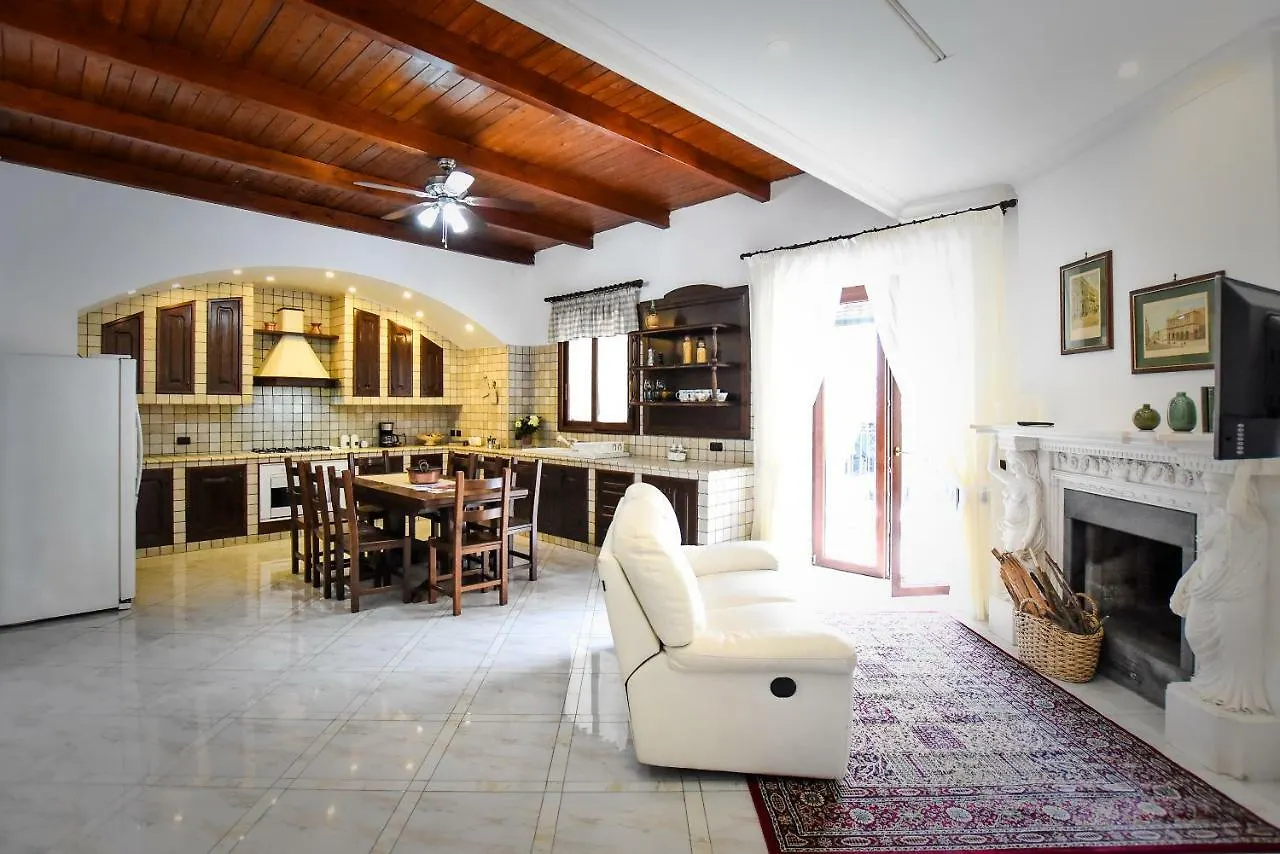 Holiday home Il Terrazzino Di Montesanto Villa Naples